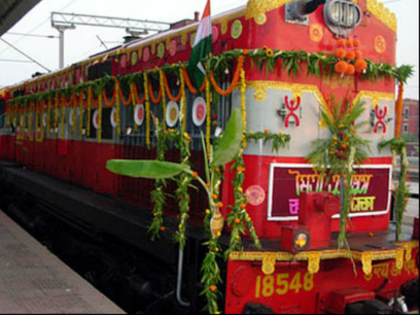 যাত্রীদের জন্য বিশেষ নিয়ম