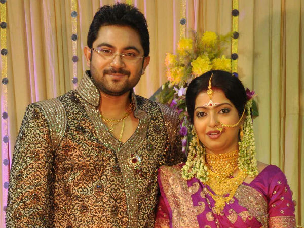 (ছবি) অভিনন্দন : প্রথম সন্তানকে 'ওয়েলকাম' করতে তৈরি হবু বাবা সোহম (ছবি) অভিনন্দন : প্রথম সন্তানকে 'ওয়েলকাম' করতে তৈরি হবু বাবা সোহম