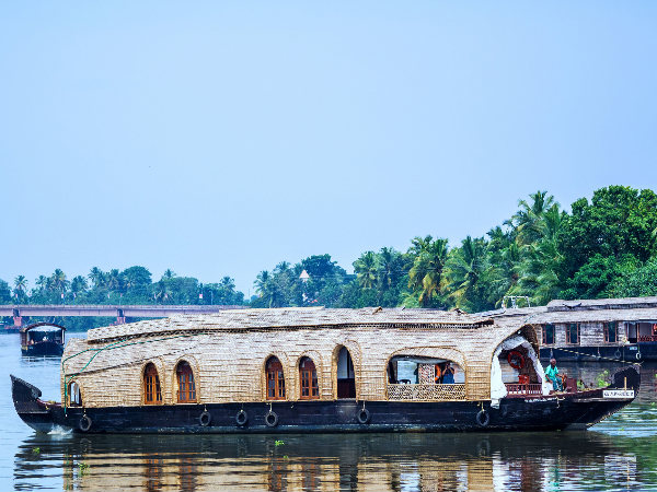 ব্যাক ওয়াটার