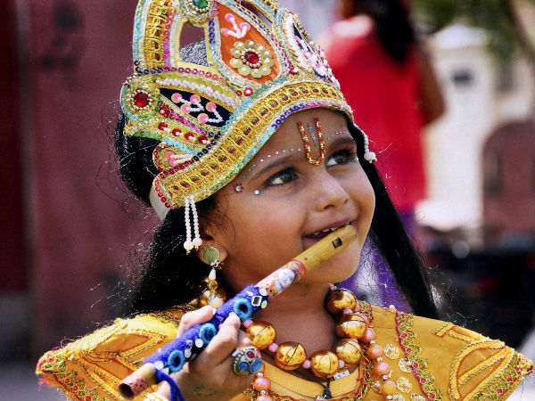 দ্বিতীয় তথ্য