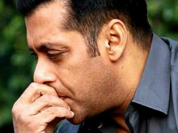 বারবার অনুরোধ করেও 'ফ্রিকি আলি'তে অভিনয়ের সুযোগ পেলেন না সলমন? বারবার অনুরোধ করেও 'ফ্রিকি আলি'তে অভিনয়ের সুযোগ পেলেন না সলমন?