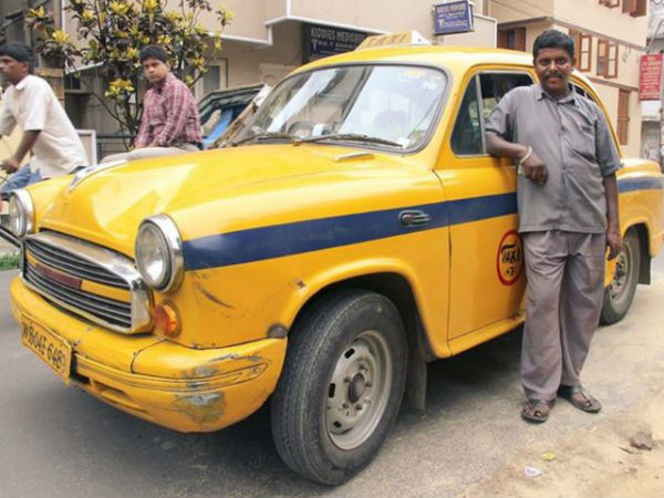 নোংরা পোশাকের 'ড্রাইভার' সঙ্গে, তাই মহিলাকে ঢুকতে দিল না পার্ক স্ট্রিটের অভিজাত রেস্তোরাঁ! নোংরা পোশাকের 'ড্রাইভার' সঙ্গে, তাই মহিলাকে ঢুকতে দিল না পার্ক স্ট্রিটের অভিজাত রেস্তোরাঁ!