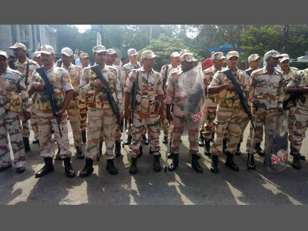 বেঙ্গালুরুর ১৬টি পুলিশ স্টেশন এলাকায় এখনও জারি ১৪৪ ধারা