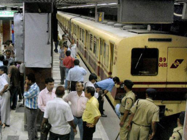 আরপিএফের তৎপরতায় রক্ষা