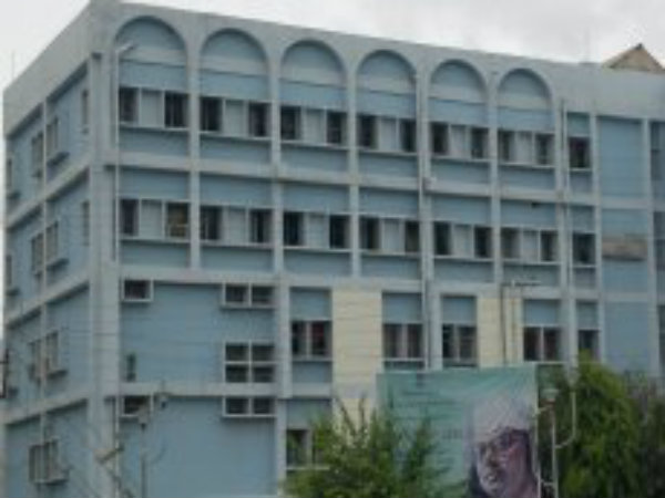 কালই মুর্শিদাবাদ-যুদ্ধ, জেলা পরিষদ কার? নির্ণয় হবে ভোটেই কালই মুর্শিদাবাদ-যুদ্ধ, জেলা পরিষদ কার? নির্ণয় হবে ভোটেই