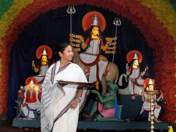 বিশ্ববাংলার ব্র্যান্ড হিসেবে কলকাতার পুজো হচ্ছে পর্যটনের ইউএসপি বিশ্ববাংলার ব্র্যান্ড হিসেবে কলকাতার পুজো হচ্ছে পর্যটনের ইউএসপি