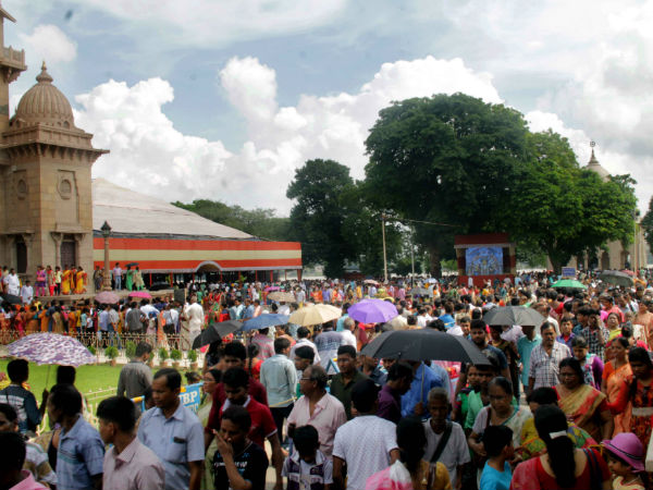 ভক্ত সমাগম