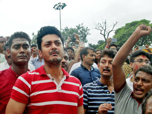 চোখের জলে বিদায়