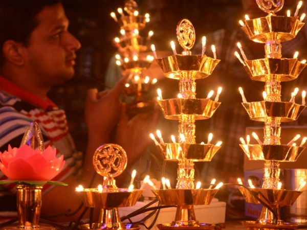 দেশবাসীকে দীপাবলির শুভেচ্ছা