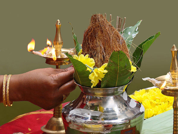 দুর্গাপুজোয় আপনার সৌভাগ্য বৃদ্ধির টোটকা দুর্গাপুজোয় আপনার সৌভাগ্য বৃদ্ধির টোটকা
