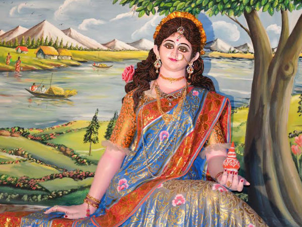 লক্ষ্মীপুজোর থিমের লড়াইয়ে খালনাকে জোর টক্কর বাগনানের জোকার লক্ষ্মীপুজোর থিমের লড়াইয়ে খালনাকে জোর টক্কর বাগনানের জোকার