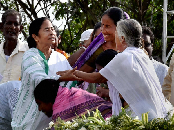 দশবছর পর তৃণমূলের সিঙ্গুর ফল মিষ্টি দশবছর পর তৃণমূলের সিঙ্গুর ফল মিষ্টি