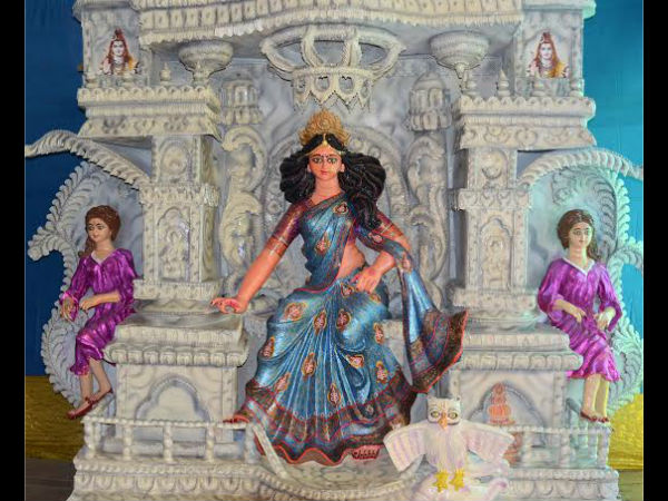 লক্ষ্মীপুজোর থিমের লড়াইয়ে খালনাকে জোর টক্কর বাগনানের জোকার লক্ষ্মীপুজোর থিমের লড়াইয়ে খালনাকে জোর টক্কর বাগনানের জোকার