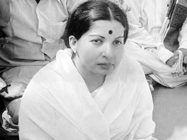 জয়া থেকে আম্মা