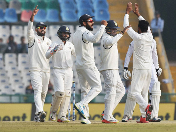ব্যাটিং ইংল্যান্ডের