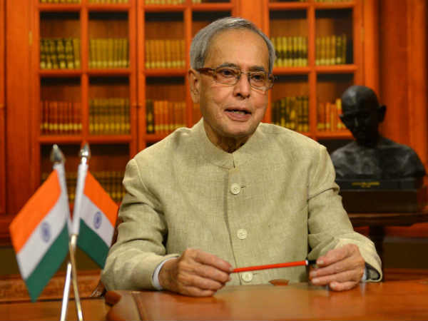 লেখক হিসাবে
