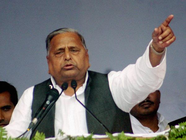 সপা-য় অখিলেশের উত্থানই কী মেনে নিতে পারলেন না মুলায়ম? সপা-য় অখিলেশের উত্থানই কী মেনে নিতে পারলেন না মুলায়ম?