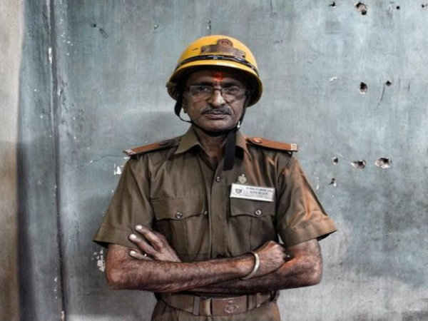 কলকাতার আগুন নিভিয়ে পদ্ম সম্মান পেলেন বিপিন গনত্রা কলকাতার আগুন নিভিয়ে পদ্ম সম্মান পেলেন বিপিন গনত্রা