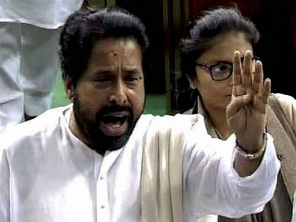 রোজভ্যালি কাণ্ডে গ্রেফতারি নিয়ে চাঞ্চল্যকর বয়ান সুদীপ বন্দ্যোপাধ্যায়ের রোজভ্যালি কাণ্ডে গ্রেফতারি নিয়ে চাঞ্চল্যকর বয়ান সুদীপ বন্দ্যোপাধ্যায়ের