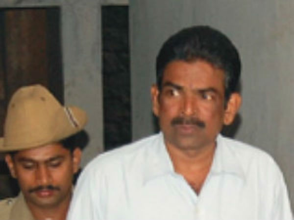 সায়ানাইড মোহন