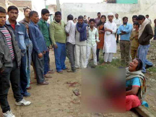 ডাইনি অপবাদে প্রৌঢ়া খুন, কাটামুন্ডু নিয়ে গ্রাম ঘুরল ‘খুনি’ আত্মীয়! ডাইনি অপবাদে প্রৌঢ়া খুন, কাটামুন্ডু নিয়ে গ্রাম ঘুরল ‘খুনি’ আত্মীয়!