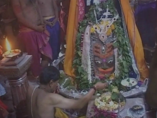 মহাকাল মন্দিরে হোলির পূজা