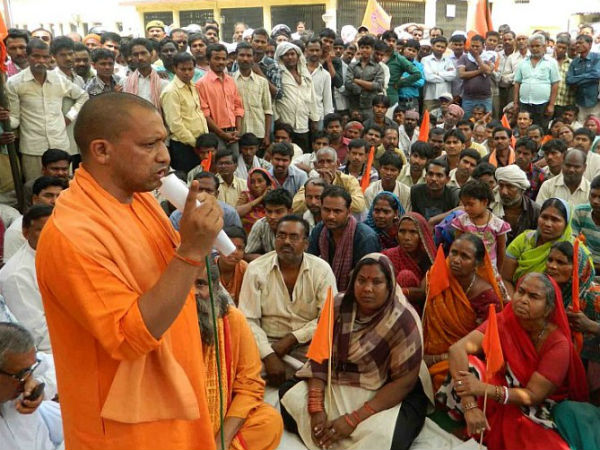 জাতি-বর্ণ নির্বিশেষে আদিত্যনাথের জনপ্রিয়তা