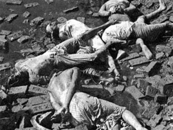 রক্তক্ষয়ী সংগ্রাম