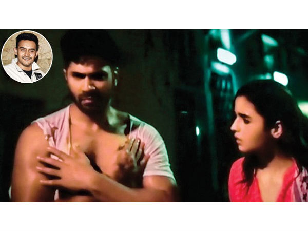 'বদ্রীনাথের শ্লীলতাহানি' মজার বিষয় নয়'...মহিলা সমাজকর্মীদের চোখ রাঙানির মুখে পরিচালক! 'বদ্রীনাথের শ্লীলতাহানি' মজার বিষয় নয়'...মহিলা সমাজকর্মীদের চোখ রাঙানির মুখে পরিচালক!