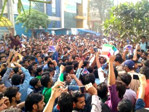ভারতীয় পতাকা আস্তাকুঁড়ে ছুঁড়ে ফেলায় চিনা কর্মীকে তাড়াল ফোন প্রস্তুতকারক সংস্থা ওপো ভারতীয় পতাকা আস্তাকুঁড়ে ছুঁড়ে ফেলায় চিনা কর্মীকে তাড়াল ফোন প্রস্তুতকারক সংস্থা ওপো
