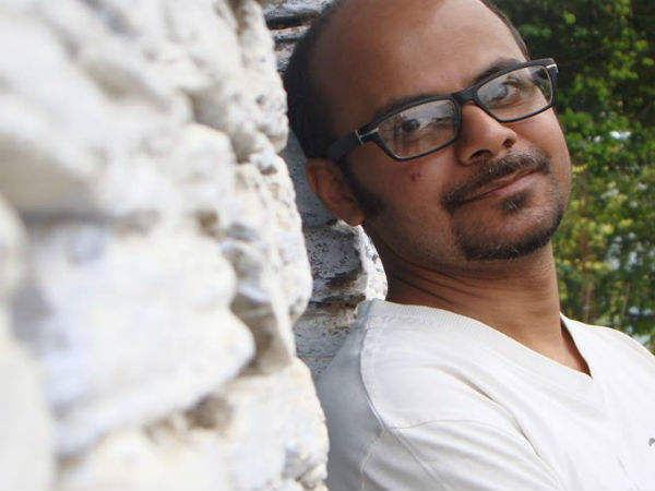 ৪৮ ঘণ্টায় ভোলবদল ফেসবুক কর্তৃপক্ষের, কবি শ্রীজাত-র ‘অভিশাপ’ ফিরল টাইমলাইনে ৪৮ ঘণ্টায় ভোলবদল ফেসবুক কর্তৃপক্ষের, কবি শ্রীজাত-র ‘অভিশাপ’ ফিরল টাইমলাইনে