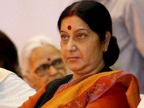 লন্ডন হামলার তীব্র নিন্দা ভারতের, বিপদগ্রস্ত হননি কোনও ভারতীয় জানালেন সুষমা স্বরাজ লন্ডন হামলার তীব্র নিন্দা ভারতের, বিপদগ্রস্ত হননি কোনও ভারতীয় জানালেন সুষমা স্বরাজ