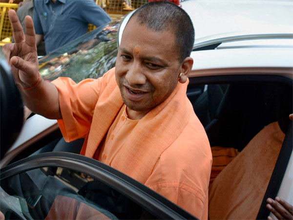 অযোধ্যায় রামায়ণ জাদুঘরের জন্য ২০ একর জমি পাশ করলেন আদিত্যনাথ অযোধ্যায় রামায়ণ জাদুঘরের জন্য ২০ একর জমি পাশ করলেন আদিত্যনাথ