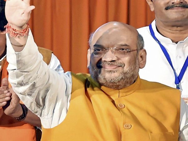 ভাঙছে তৃণমূল! কনক দেবনাথ-সহ চার নেতা যোগ দিলেন বিজেপিতে, এবার কে? ভাঙছে তৃণমূল! কনক দেবনাথ-সহ চার নেতা যোগ দিলেন বিজেপিতে, এবার কে?