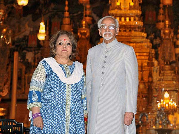 কোরানে তিন তালাকের কোনও নিয়ম নেই : সলমা আনসারি কোরানে তিন তালাকের কোনও নিয়ম নেই : সলমা আনসারি