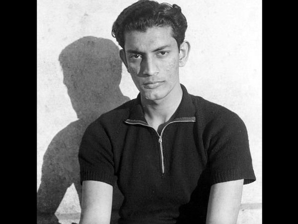 পথের পাঁচালী দিয়ে শুরু