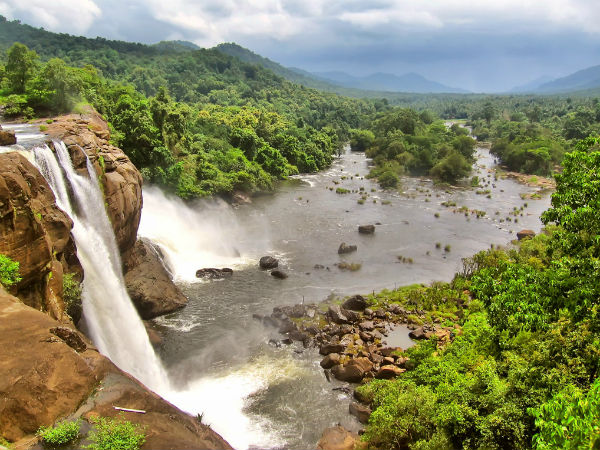 আথিরাপিল্লী ফলস, কেরল