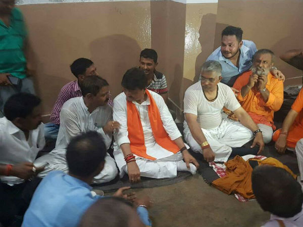 গ্রেফতার বিজেপি কর্মীরা, কড়া নজরদারি পুলিশের
