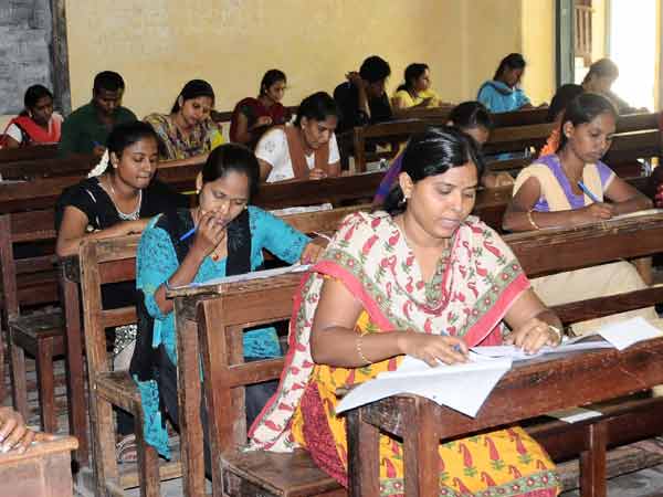 সামাজিক সুরক্ষাস শিক্ষা, কর্মসংস্থানের মানোন্নয়ন, নেতিবাচক দিক