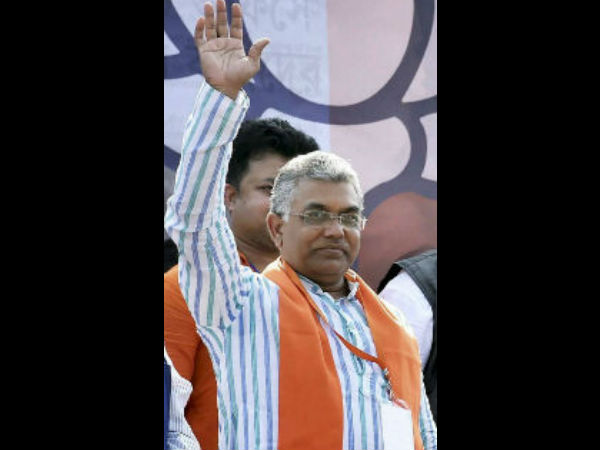 রাজ্যে সন্ত্রাসের বাতাবরণ, পুরভোটেও কেন্দ্রীয় বাহিনীর দাবিতে সোচ্চার দিলীপ ঘোষ রাজ্যে সন্ত্রাসের বাতাবরণ, পুরভোটেও কেন্দ্রীয় বাহিনীর দাবিতে সোচ্চার দিলীপ ঘোষ