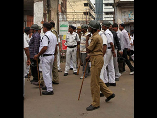 লালবাজার অভিযান রুখতে নবান্ন অভিযান-এর দাওয়াই কলকাতা পুলিশের লালবাজার অভিযান রুখতে নবান্ন অভিযান-এর দাওয়াই কলকাতা পুলিশের