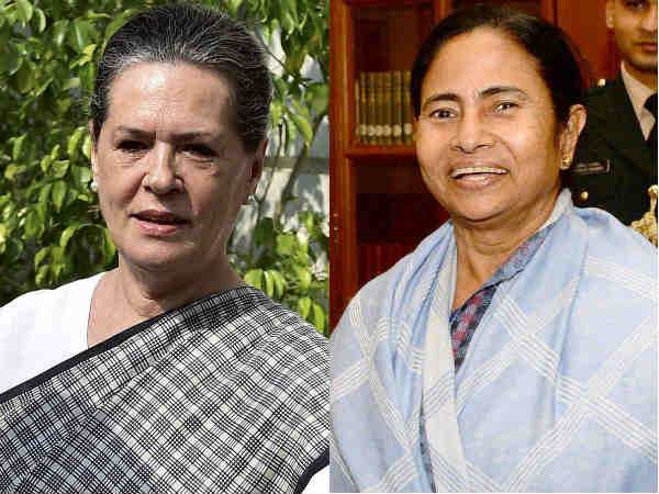 ১০ জনপথে সোনিয়া-মমতা বৈঠক, বিরোধী রাজনীতি থেকে রাষ্ট্রপতি পদপ্রার্থী নির্বাচন, যা উঠে এল আলোচনায় ১০ জনপথে সোনিয়া-মমতা বৈঠক, বিরোধী রাজনীতি থেকে রাষ্ট্রপতি পদপ্রার্থী নির্বাচন, যা উঠে এল আলোচনায়