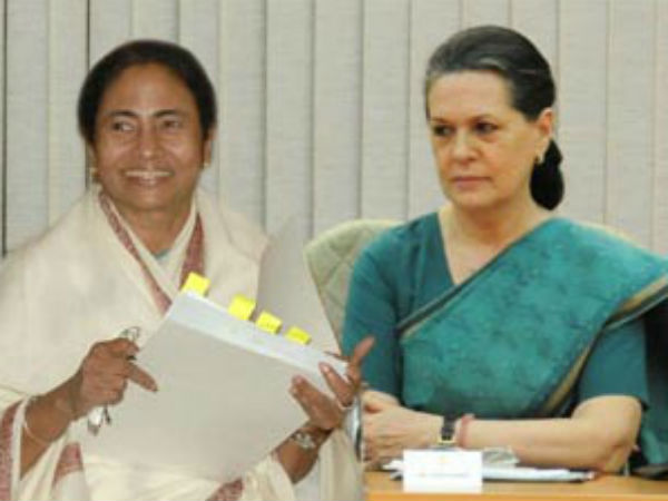 গোপালের হয়ে মমতার ব্যাটিং, সম্মতি দেবে কী বিরোধী ঐক্য, দিল্লিতে আজ মহাবৈঠক গোপালের হয়ে মমতার ব্যাটিং, সম্মতি দেবে কী বিরোধী ঐক্য, দিল্লিতে আজ মহাবৈঠক