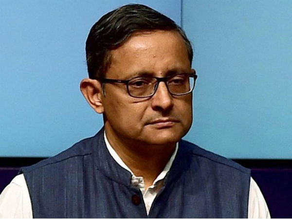 বাংলার মুকুটে নয়া পালক যোগ করলেন আইএএস সঞ্জয় মিত্র বাংলার মুকুটে নয়া পালক যোগ করলেন আইএএস সঞ্জয় মিত্র