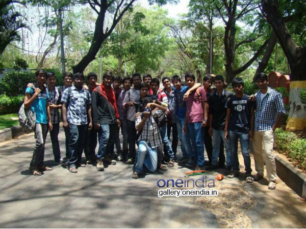 ক্লাসে উভয়ের সুস্থ প্রতিদ্বন্দ্বিতাই মাধ্যমিকে সাফল্যের শিখরে পৌঁছে দিয়েছে সত্যম-সৌম্যজিৎকে ক্লাসে উভয়ের সুস্থ প্রতিদ্বন্দ্বিতাই মাধ্যমিকে সাফল্যের শিখরে পৌঁছে দিয়েছে সত্যম-সৌম্যজিৎকে
