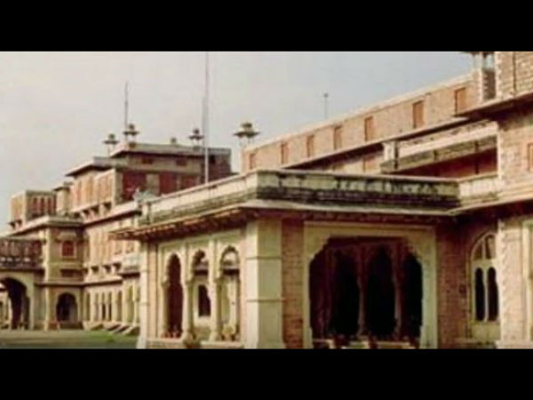 ব্রিজ রাজভবন