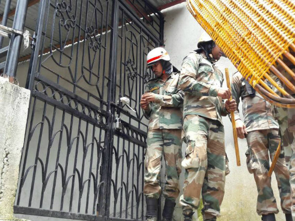 গুরুংয়ের কার্যালেয় হানা