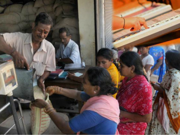 গণবণ্টনেও আধার