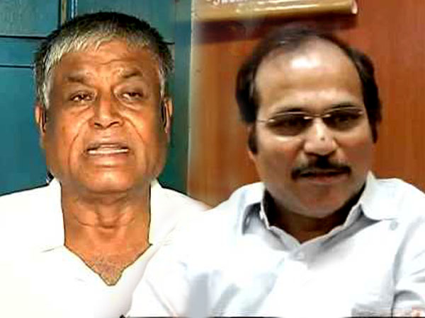 অধীরের আসন টলমল, ‘রিপোর্ট’ চাইল কংগ্রেস হাইকমান্ড অধীরের আসন টলমল, ‘রিপোর্ট’ চাইল কংগ্রেস হাইকমান্ড