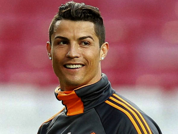 রোনাল্ডোর অভিষেক